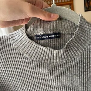 Brandy Melville Gray Ribbed Sweater